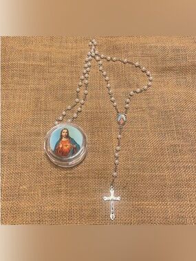 Catholic sacred Heart rosary in case box New religious cross Prayer unisex
